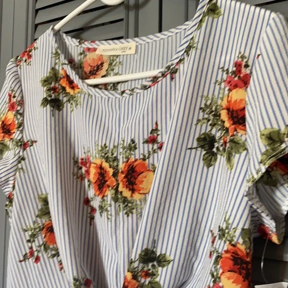 Tiffany & Grey : Striped Blouse - Petite Medium - Picture 2 of 8